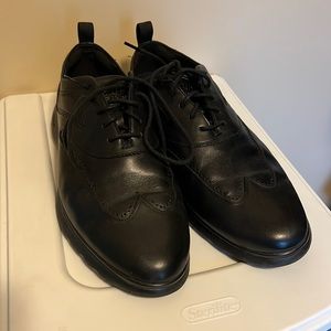 Cole Haan mens Grand Os black leather casual shoes! Mens size 11.